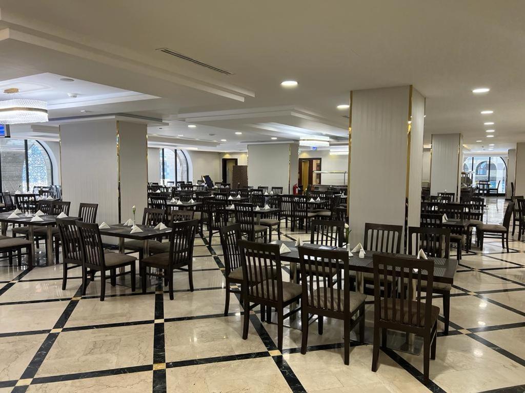 Hotel Al Ansar Golden Tulip Medina Exterior foto