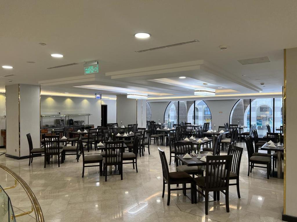 Hotel Al Ansar Golden Tulip Medina Exterior foto