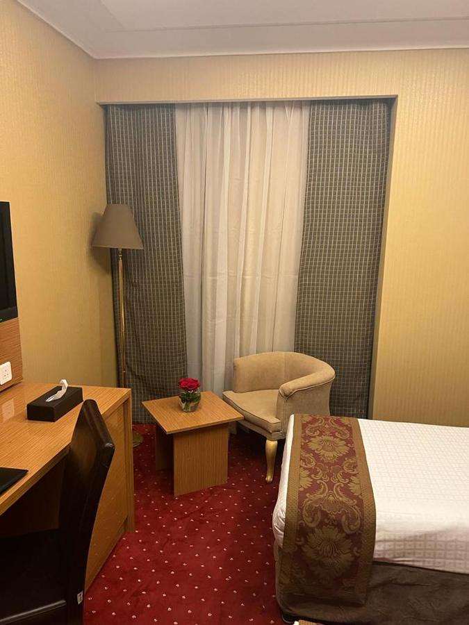 Hotel Al Ansar Golden Tulip Medina Exterior foto